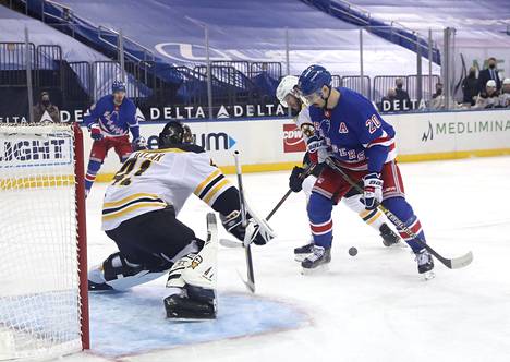 Jaroslav Halak piti New York Rangersin hyökkääjät tehottomina.