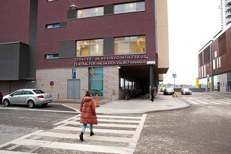 Kalasataman terveys- ja hyvinvointikeskus vuonna 2020. Helsingin kaupungin sosiaali- ja terveyspalveluista ensimmäiset siirtyivät Apotti-järjestelmään huhtikuussa.