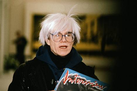 Andy Warhol kuvattuna Italiassa 1980-luvulla. 