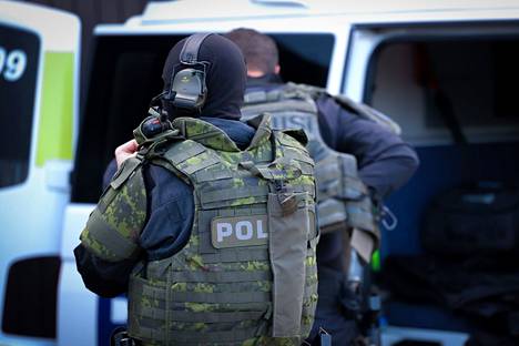 Poliisi tiedotti 8. kesäkuuta 2021 Greenlight-tutkinnasta Edellisenä päivänä poliisilla oli siihen liittyviä operaatioita useilla paikkakunnilla Suomessa.