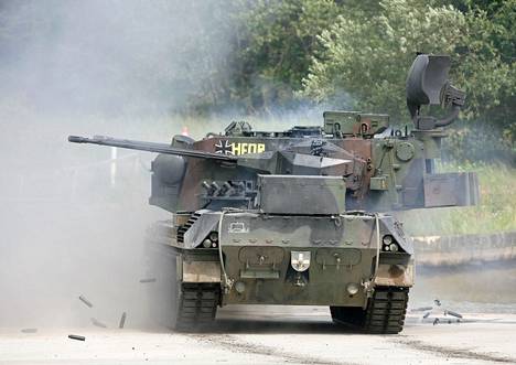 Mediatietojen mukaan Saksa olisi toimittamassa Ukrainaan Gepard-ilmatorjuntapanssarivaunuja.