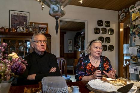 Rauni and Matti Mononen are worried about the pace of construction in Vapaala, which is a green area.