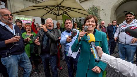 Vihreille puolueille historiallinen voitto Sveitsin vaaleissa
