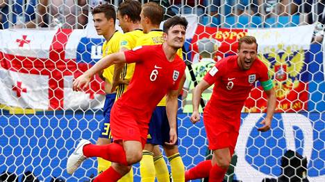 Englanti johtaa Ruotsia vastaan ensimmäisen puoliajan jälkeen – HS seuraa puolivälierää hetki hetkeltä