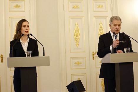 Prime Minister Sanna Marin and President Sauli Niinistö at a press conference on the situation in Ukraine on Thursday.
