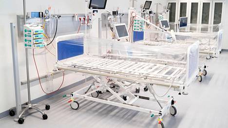 Tanskan sairaalaviranomaisten maaliskuun lopussa välittämässä kuvassa esitellään koronaviruspotilaille tarkoitettua vuodeosastoa kööpenhaminalaisessa sairaalassa.