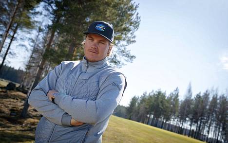 Sami Välimäki Pirkkala Golfissa Pirkkalassa huhtikuun lopulla.