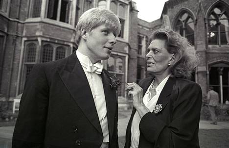 Oxford University Students' Union President Boris Johnson met Greek Minister of Culture Melina Mercouri in 1986.