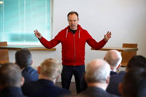 Peter Vesterbacka puhui Satakunta Kasvuun ry:n järjestämässä seminaarissa Porissa vuonna 2019.