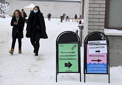 Helsingissä rokotettiin viime viikon aikana peräti 57 000 kaupunkilaista. Kuva on otettu Helsingissä 12. tammikuuta 2022. 