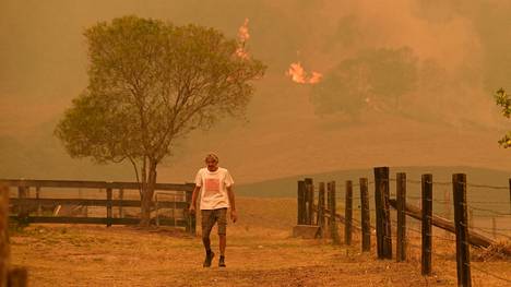 Australian maastopalojen pelätään vahvistuvan jälleen loppuviikosta, palot vaativat jo neljännen kuolonuhrin