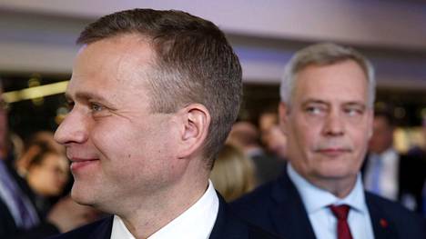 Kokoomuksen Orpo HS-gallupista: ”Meidän suhteen trendi lähti nousuun” – pääministeri Rinne arvioi pientä kannatusnousua varovaisemmin
