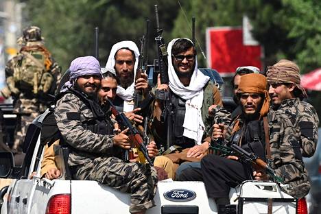 Talebanin asemiehet partioivat viime viikolla Kabulissa.
