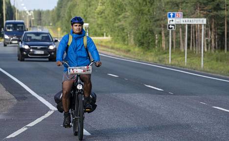 Kristian Muthugalage, 29, käveli Suomen halki Nuorgamista Helsinkiin ja  pani merkille selvän eron pohjoisen ja etelän asukkaiden elämässä – Nyt hän  kertoo, miten kävelymatkailun voi aloittaa ja kenelle se sopii - Matka |  