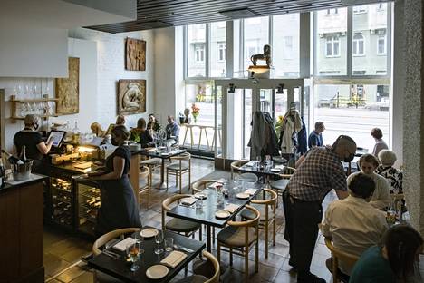 Remontoitu Ateljé Finne muistuttaa, kuinka tärkeä viihtyisä miljöö on ravintolaelämyksessä.