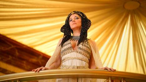 Uusin Kleopatra-elokuva on ranskalainen sekoilufarssi, ja kuningattaren osassa nähdään Marion Cotillard.