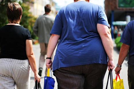 Liikalihavuuden on todettu heikentävän työelämässä menestymistä etenkin naisten tapauksessa.