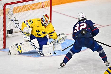 Yhdysvallat peittosi lopulta Ruotsin nuorten jääkiekon MM-pronssiottelussa hurjan kamppailun päätteeksi.