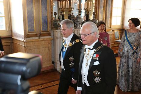 Presidentti Sauli Niinistö ja kuningas Kaarle XVI  Kustaa tapasivat Ruotsissa viime toukokuussa. 