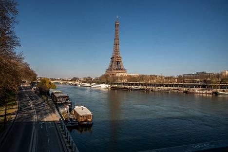 Seinejoki ja Eiffel-torni kuvattuna maaliskuussa 2020.