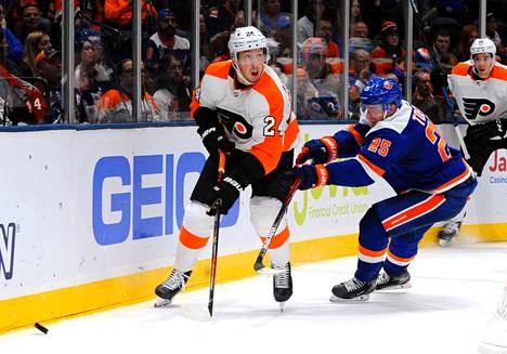 Mihail Vorobjov (24) pelasi Philadelphia Flyersin paidassa lokakuussa 2019.