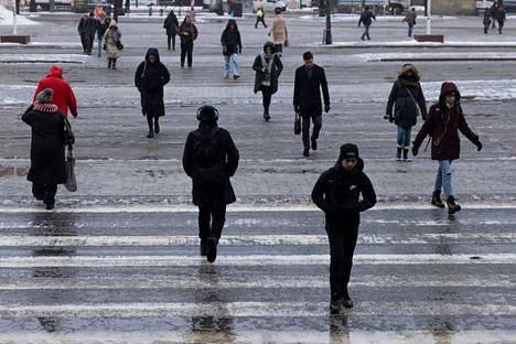 Keskiviikkona lähes koko Suomessa on iljanteinen jalankulkusää.