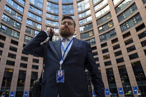 Fundamental Finns' Sebastian Tynkkynen arrived at the first plenary session of the new parliament in Strasbourg.