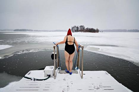 Seurasaaren uimala on yksi Helsingin 13 talviuintipaikasta, joita ylläpitävät seurat. Vappu Hietala käy siellä säännöllisesti uimassa. Kuva vuodelta 2018.
