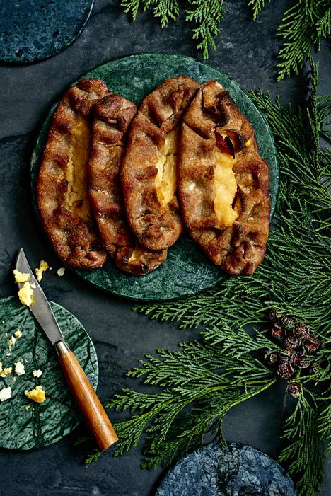 Karamellipossua kinkusta ja piirakoita perunalaatikosta – Näin teet  joulupöydän tähteistä mahtavia herkkuja - Ruoka 