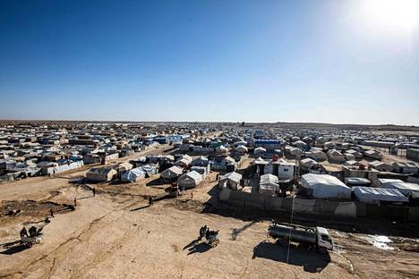 Al-Holin leiri kasvoi nykyisiin mittoihinsa vuonna 2019 Isisin ”kalifaatin” romahdettua. Kuvassa al-Holin leiri joulukuussa 2021.
