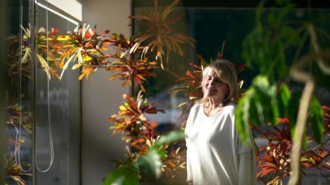 Sisustusarkkitehti Maarit Gummerus kehitti ikäihmisille uuden tavan asua: ”Kauneus ei maksa enempää kuin rumuus”