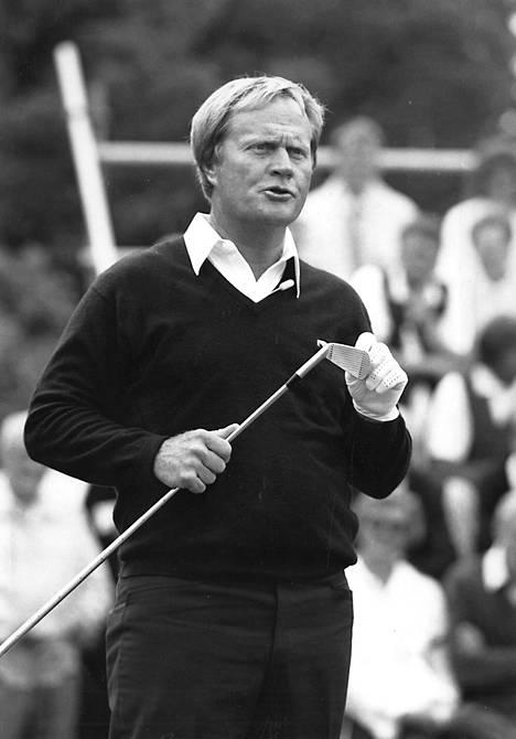 Jack Nicklaus pitämässä golfin lyöntiklinikkaa Talin golfkentällä kesällä 1987.