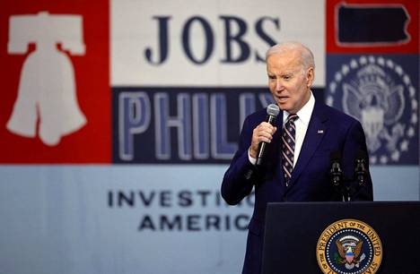 Yhdysvaltain presidentti Joe Biden esitteli budjettiehdotustaan torstaina tilaisuudessa Philadelphiassa. 