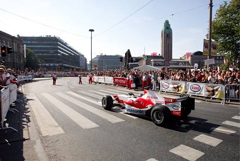 The last time a genuine F1 car was seen in action in Finland was in 2006, when Jarno Trulli overtook a Toyota competitor in the center of Helsinki.