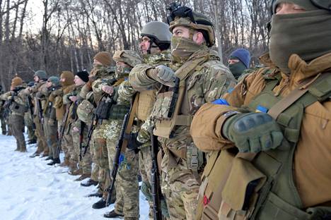 Azovin pataljoonan taistelijoita Harkovassa 11. maaliskuuta.