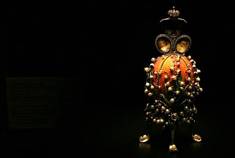 A Fabergé egg decorated by Kiolas was exhibited at an exhibition in Dubrovnik, Croatia in November 2007.