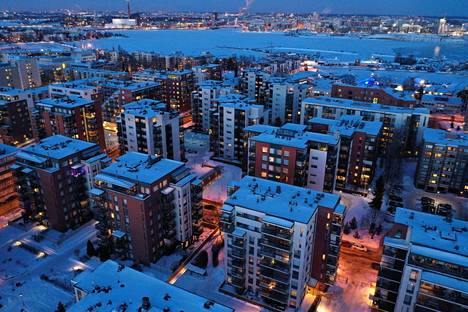 Helsingin väestönkasvun hidastumista selittää muuttotappio muualle Suomeen. Kuva on otettu Lauttasaaressa viime vuoden helmikuussa.