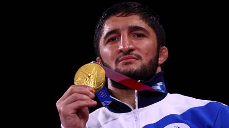 Abdulrašid Sadulajev voitti olympiakultaa Tokiossa vapaapainin 97 kilon sarjassa.