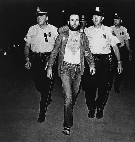 George Carlin pidätettiin Milwaukeen kesäfestivaaleilla heinäkuussa 1972.