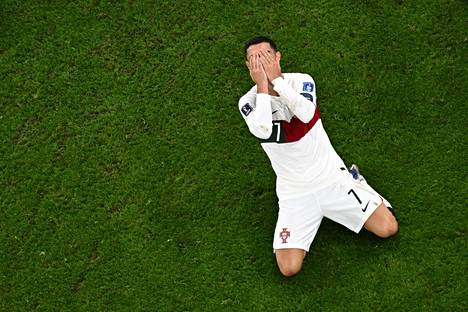 Cristiano Ronaldon MM-kisat päättyivät pettymykseen, kun Marokko pudotti Portugalin jatkosta puolivälierissä.