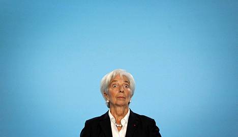 Euroopan keskuspankki ilmoitti taas jättikoronnostosta. Pääjohtaja Christine Lagarde selvitti päätöksen taustoja tiedotustilaisuudessa torstaina. 