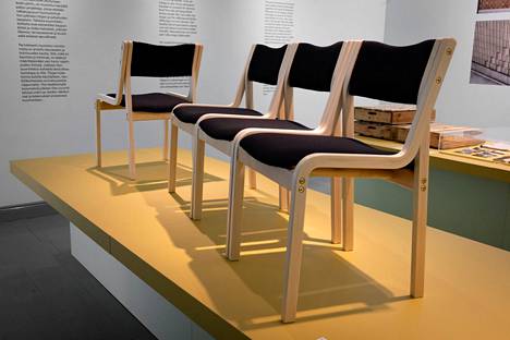 Kuvassa Kari Asikaisen vuonna 1969 suunnittelema Kari-tuoli.