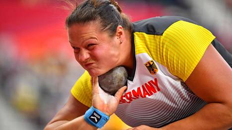 Saksalainen kuulantyöntäjä Christina Schwanitz arvostelee MM-Dohaa yllättävästä syystä: hän jäi ilman alkoholia ennen finaalia