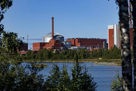Olkiluodon ydinvoimalan kolmosreaktorin koekäyttö on edennyt täydelle, noin 1600 megawatin, teholle.