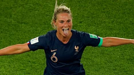 Ranska jyräsi Etelä-Korean naisten MM-jalkapallon avausottelussa