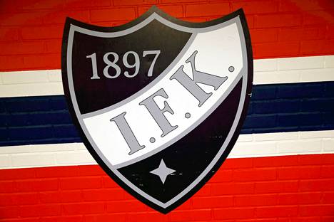 HIFK vahvisti rivejään Tom Hedbergillä.