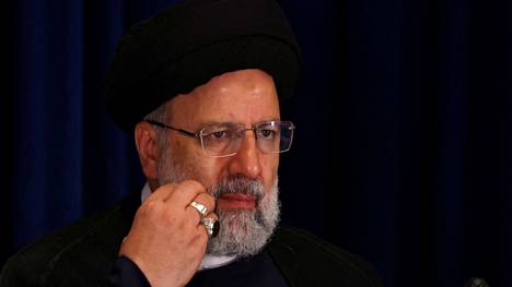 Ebrahim Raisia on pidetty Iranin hengellisen johtajan Ali Khamenein mahdollisena seuraajana. Kuva on otettu lehdistötilaisuudessa New Yorkissa viime syksynä.