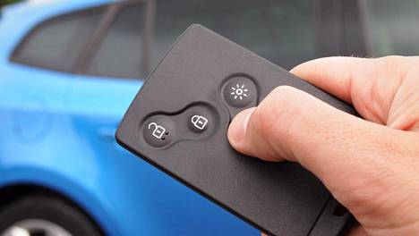 Kuljettaja huomasi Hämeenlinnassa, että auton avaimet jäivät Hyvinkäälle – avaimeton käynnistys voi aiheuttaa erikoisia pulmia