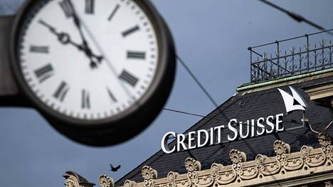 UBS ostaa Credit Suissen kolmella miljardilla Sveitsin frangilla. 