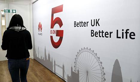 Britannian hallitus myönsi Huaweille rajoitetun roolin valtion 5g-verkon rakentamisessa 28. tammikuuta. Huawei perusti hanketta varten Lontooseen innovaatio- ja kokemuskeskuksen.
